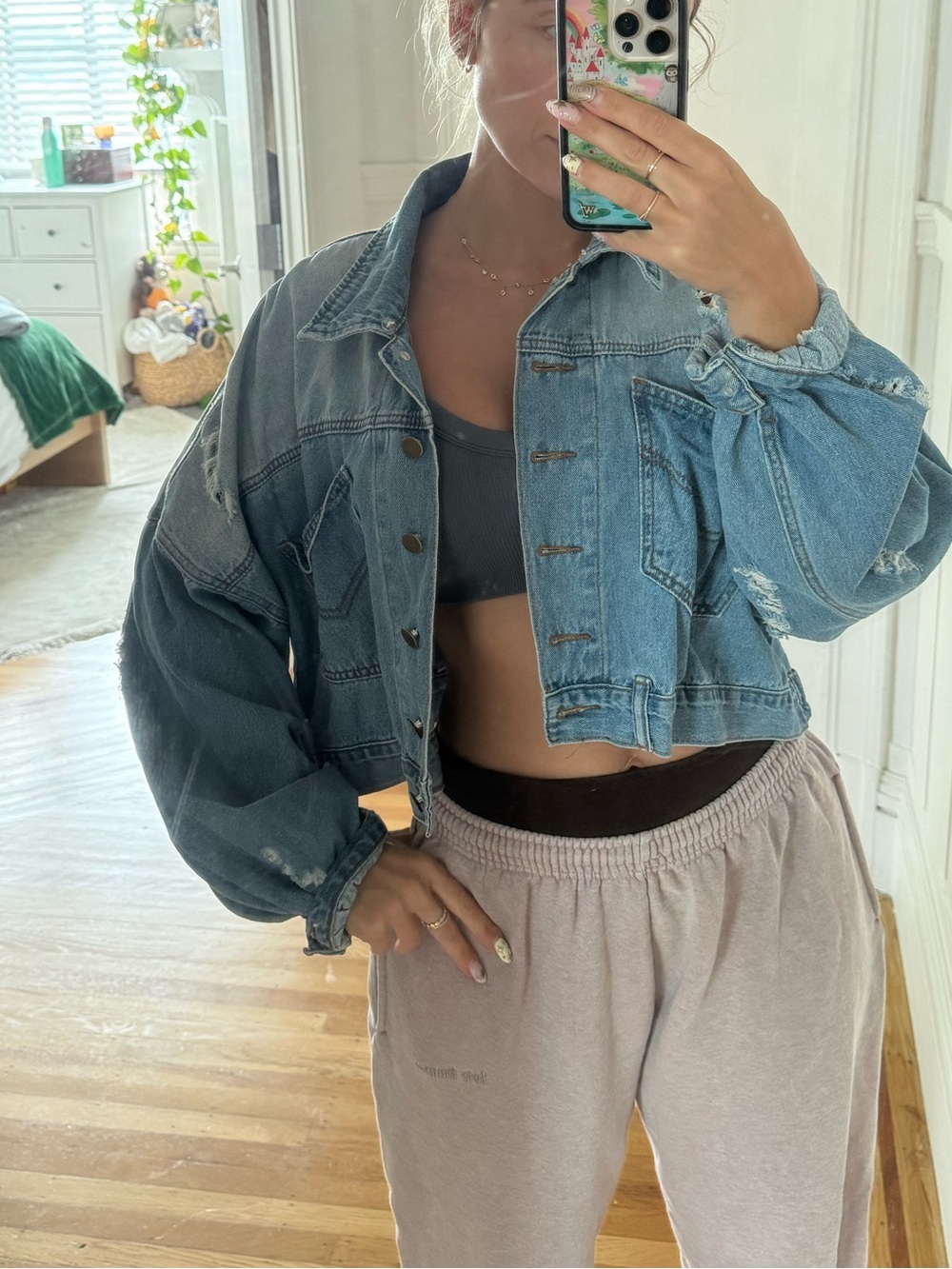 crop jean jacket - Picture 6 of 6